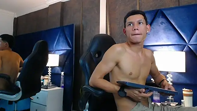 ThiagoFerrer_'s Live XXX Chat