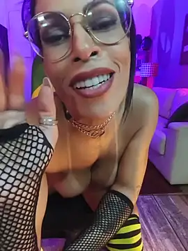Živý XXX chat NatzinhaMorenaHot