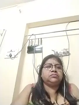 bigbum68n Live XXX chat