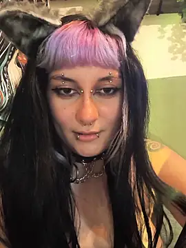 Lola_bunnydoll Adlı Modelin Canlı XXX Sohbeti