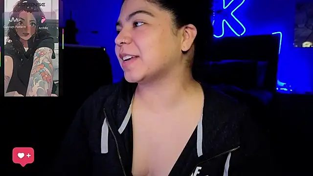 kimmiakiss22 XXX чат на живо