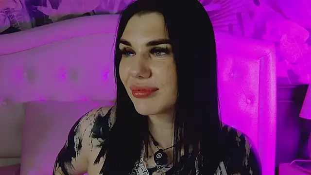 Chat +18 de MaeveMoon ao vivo