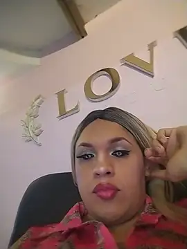 Chatroom XXX en direct de kimCosseyy