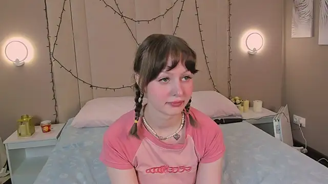 XXX chat uživo modela AdeleSilvy