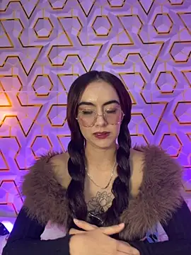 Chatroom XXX en direct de MelanyyJhonson15