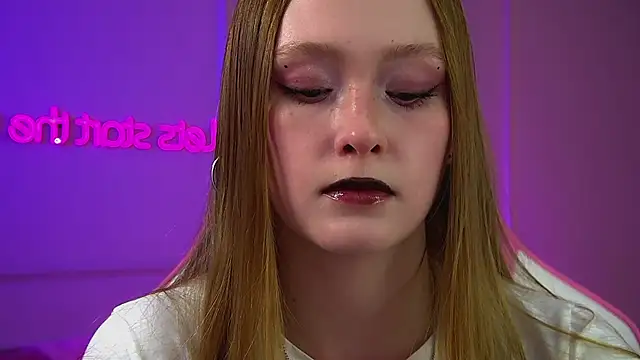 AgataFoxley: απευθείας συνομιλία ΧΧΧ