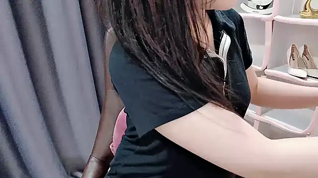 Ari-sweety 现场XXX聊天