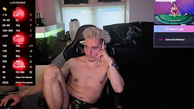 Онлайн чат XXX Rayzel_White