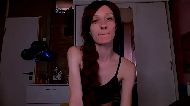 bzzz_bzzz's Live XXX Chat