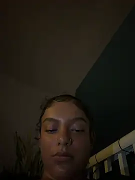 Онлайн чат XXX allybluee777
