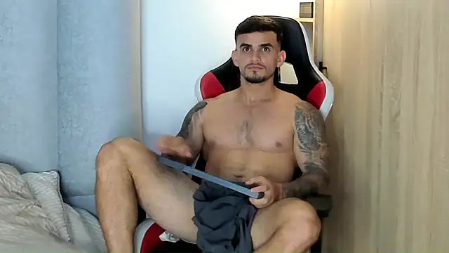 Ricardogo19 Webcam Show