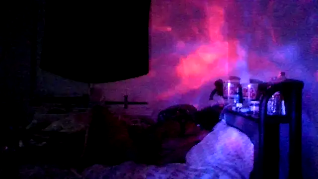 BedazedFireflyのライブXXXチャット