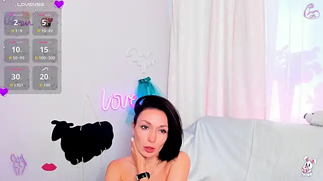 jessica_tiny Adlı Modelin Canlı XXX Sohbeti