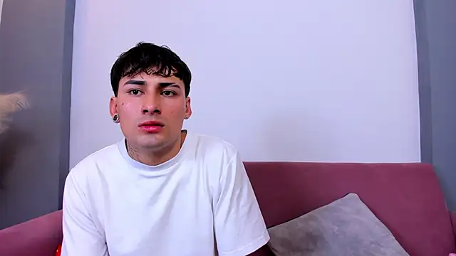 Kenji_n_Rousse Chat XXX live