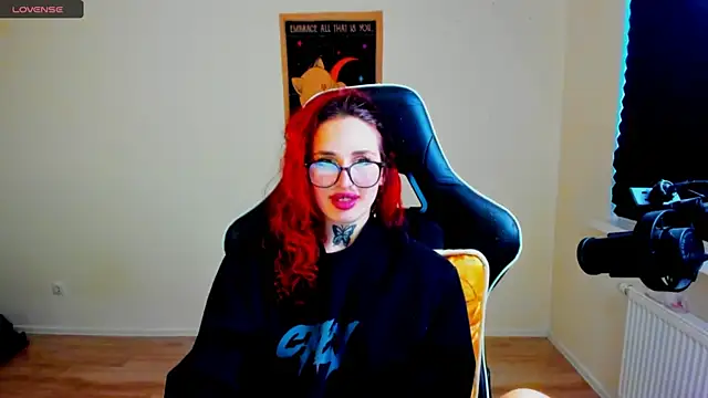 your_tora's Live XXX Chat