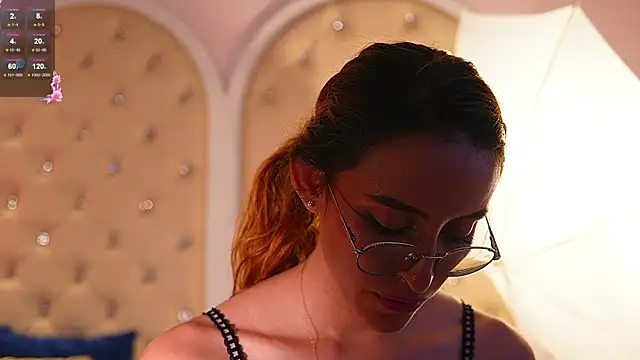 caroline_adams_ Live XXX-Chat
