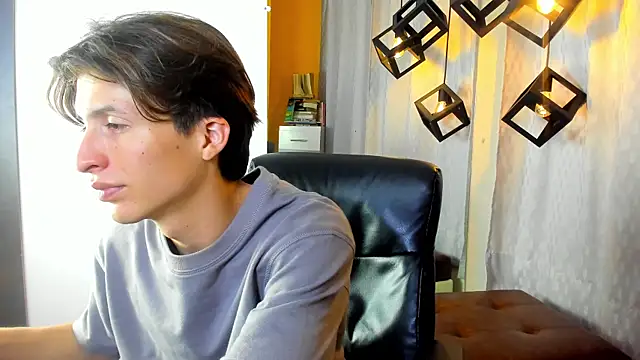 Marcoviolet Live XXX-Chat