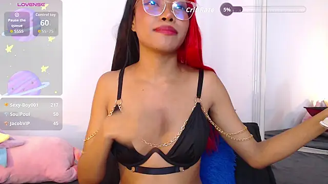 Chat +18 de Anniie_miller_ ao vivo