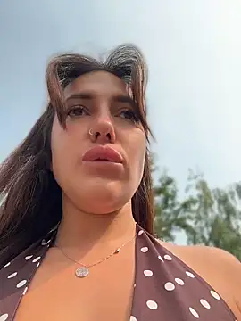 AleksandraRich Chat XXX in diretta