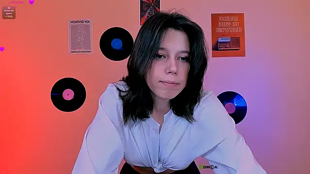 aria_wild_'s Live XXX Chat