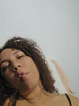 Živý XXX chat lilith_isabella25
