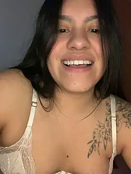 SmokyDee লাইভ XXX চ্যাট