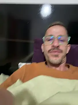 Chat +18 de MeladoDiMel ao vivo