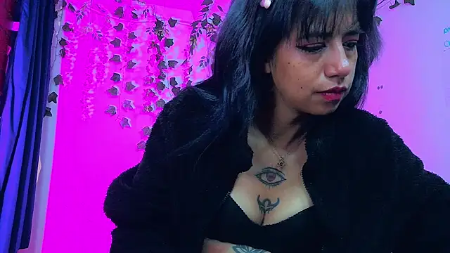 Chat XXX en directo de Roxanbunny1
