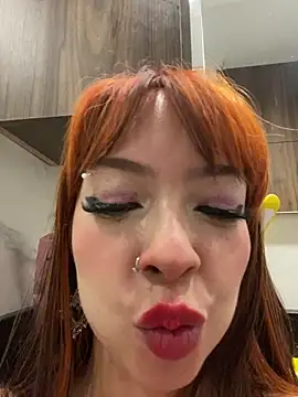 Isisnovafg's Live XXX Chat