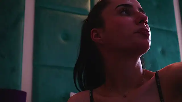 AmeliaJune: απευθείας συνομιλία ΧΧΧ