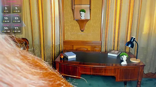 Chat XXX en directo de LeilaErcolani