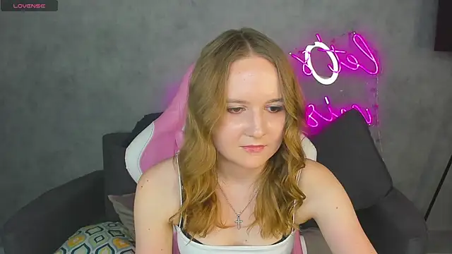 Emmaa_Kimm's Live XXX Chat