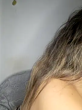 Chat +18 de Heidy-cute ao vivo