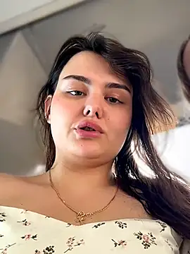 Chat +18 de NikaMur ao vivo