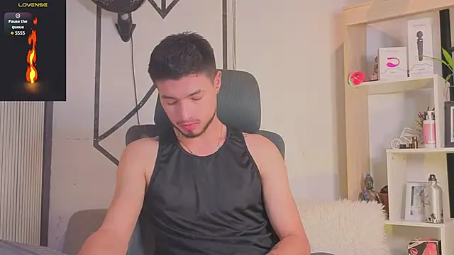 XXX chat uživo modela EdwardRoss_