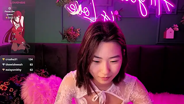 Runi_Asian's Live XXX Chat
