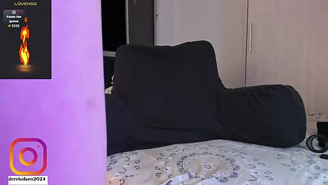 DerekOlsen XXX чат  на живо