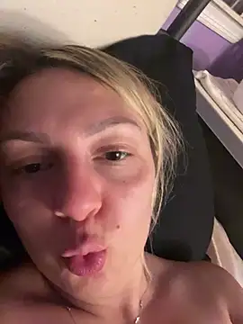 Chat XXX en directo de AmberLustXXX