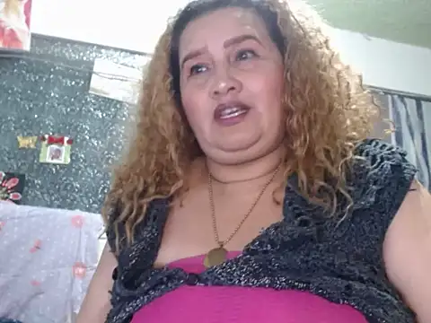 Chat XXX en directo de Perla1981--