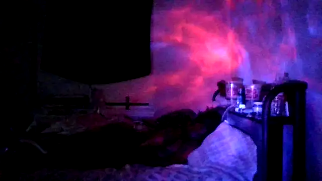 دردشة BedazedFirefly الجنسية المباشرة