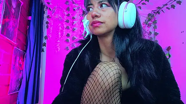 Chatroom XXX en direct de Roxanbunny1