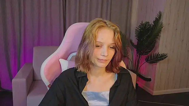 AliceJohansone Chat XXX in diretta