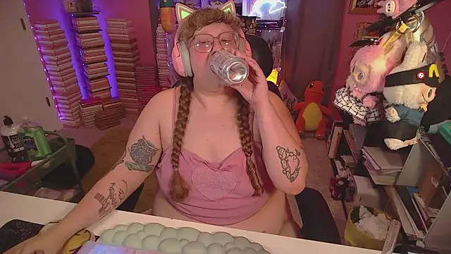 แชท XXX สดของ FatVeronica