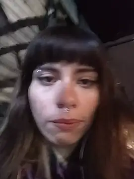 RavenAracne Live XXX Chat