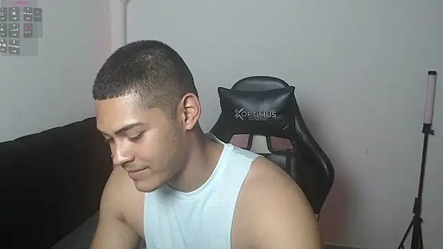 Онла йн чат XXX Iamdylan777