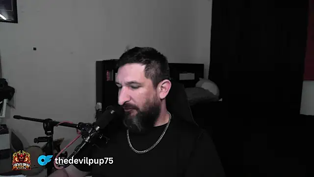 Chatroom XXX en direct de DevilPup75_