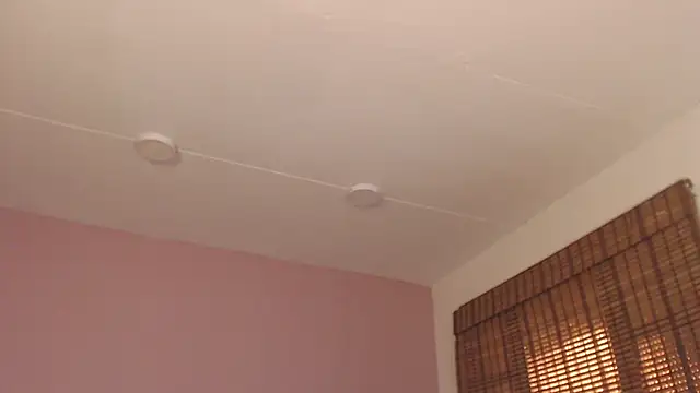 XXX chat uživo modela Samantha__Benet