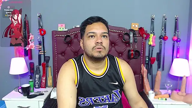 -AlejandroT- – Live XXX-chat