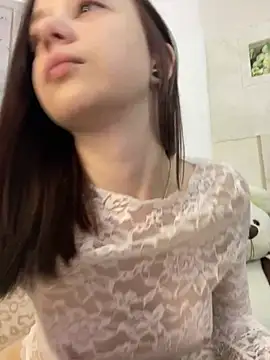 MiraXS' Live XXX Chat