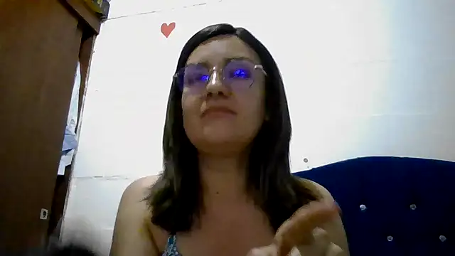 princessbella93: онлайн-секс-чат